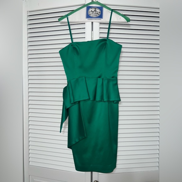 WORN ONCE - MAX AND CLEO Womens Emerald Strapless Satin Peplum Cocktail Dress - Picture 3 of 10